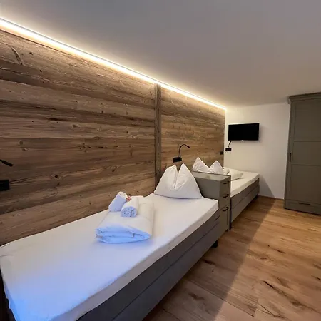 Traube 4 هوبفغراتن إم بريكسنتال